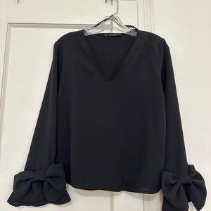 Zara Blouse - Bow sleeves - Black - Sz M